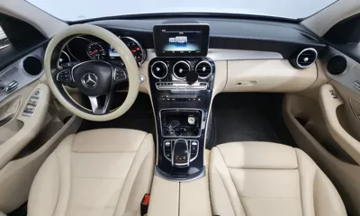 Mercedes-Benz C-Class 2017, 184985 км, за 9692.96 USD - фото 7