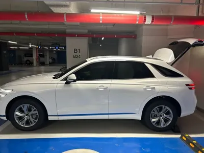 Genesis GV70 2025, 8997 км, за 19613.6 USD