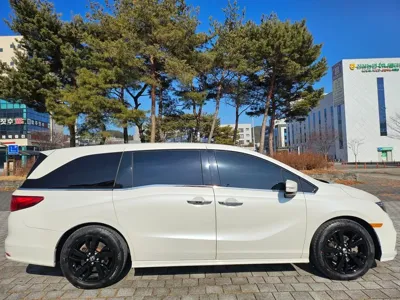Honda Odyssey 2019, 118388 км, за 12884.04 USD