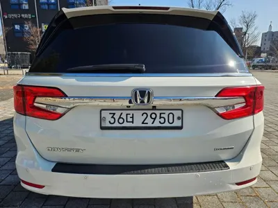 Honda Odyssey 2019, 118388 км, за 12800.32 USD - фото 7