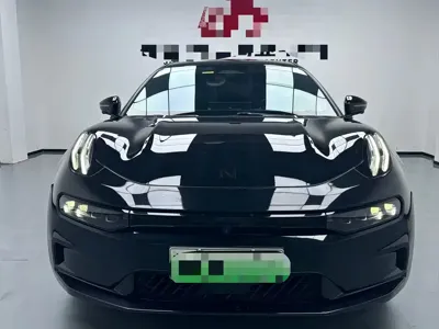 Zeekr 001 2024, 30000 км, за 24867.09 USD