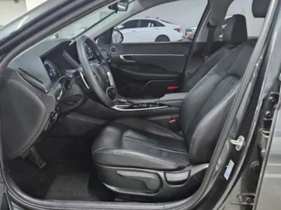 Hyundai Sonata 2023, 88157 км, за 2736.16 USD