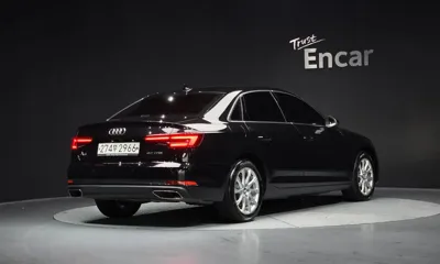 Audi A4 2019, 57075 км, за 13549.07 USD
