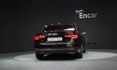 Audi A4 2019, 57075 км, за 13549.07 USD