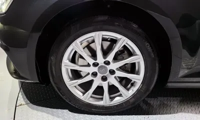 Audi A4 2019, 57075 км, за 13549.07 USD