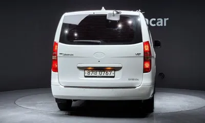 Hyundai Starex 2019, 260532 км, за 5883.13 USD