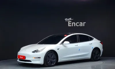 Tesla Model 3 · 2020 год