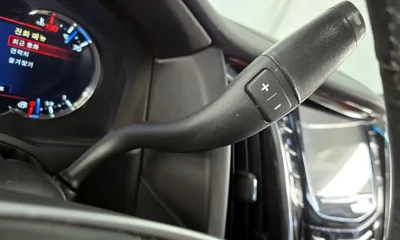 Cadillac Escalade 2017, 95651 км, за 22847.66 USD - фото 9