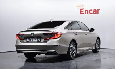 Honda Accord 2019, 178950 км, за 11460.57 USD