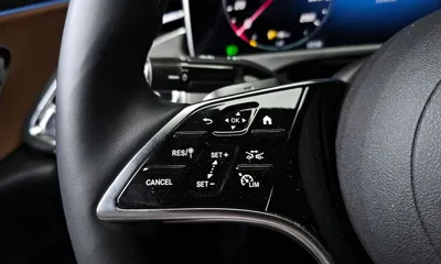 Mercedes-Benz E-Class 2024, 22636 км, за 35656.23 USD - фото 17