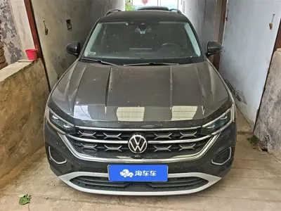 Volkswagen Tayron 2024, 41100 км, за 18687.1 USD