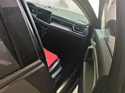 Volkswagen Tayron 2024, 41100 км, за 18687.1 USD - фото 8