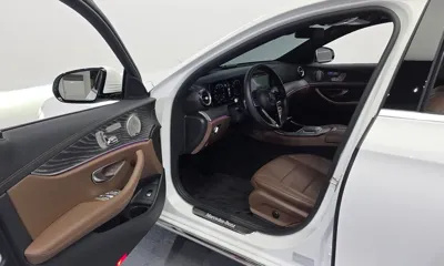 Mercedes-Benz E-Class 2023, 35335 км, за 32438.39 USD - фото 10
