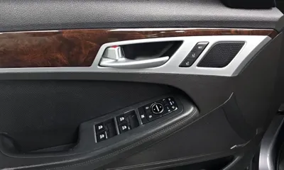 Hyundai Genesis 2015, 149262 км, за 6416.17 USD - фото 19