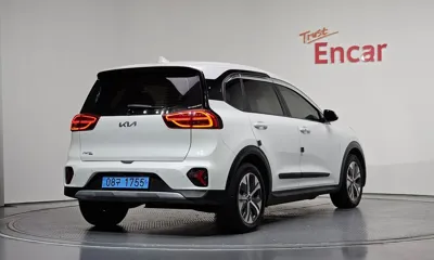 Kia Niro 2023, 165473 км, за 11171.35 USD
