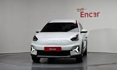 Kia Niro 2023, 165473 км, за 11171.35 USD