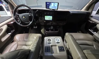 Chevrolet Express Van 2010, 212795 км, за 5880.41 USD - фото 7