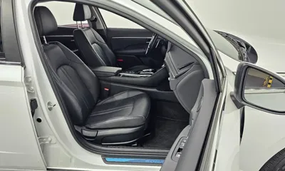 Hyundai Sonata 2020, 79546 км, за 10358.31 USD - фото 10