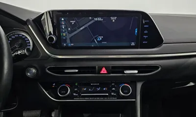 Hyundai Sonata 2020, 79546 км, за 10358.31 USD - фото 12