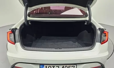 Hyundai Sonata 2020, 79546 км, за 10358.31 USD - фото 20