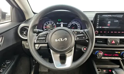 Kia K3 2022, 56419 км, за 10271.07 USD - фото 13