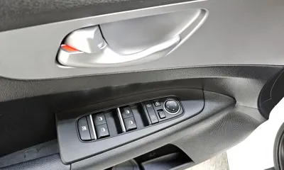 Kia K3 2022, 56419 км, за 10271.07 USD - фото 14