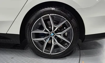 BMW 5-Series 2026, 6362 км, за 45544.72 USD - фото 21