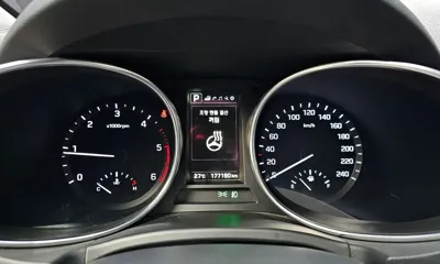 Hyundai Santafe 2016, 177160 км, за 5901.27 USD - фото 8