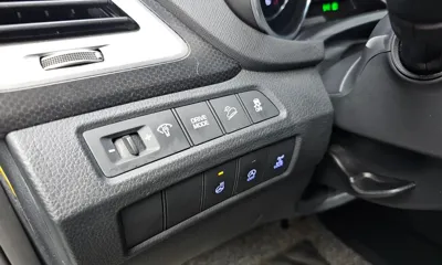 Hyundai Santafe 2016, 177160 км, за 5901.27 USD - фото 18