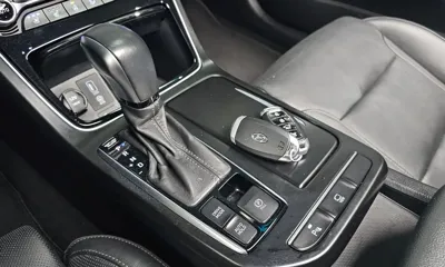 Hyundai Grandeur 2019, 86932 км, за 10245.91 USD - фото 9