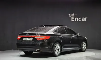 Hyundai Grandeur 2012, 249601 км, за 2540.72 USD