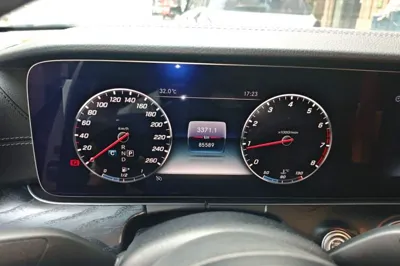 Mercedes-Benz E-Class 2019, 85500 км, за 23327 USD - фото 11