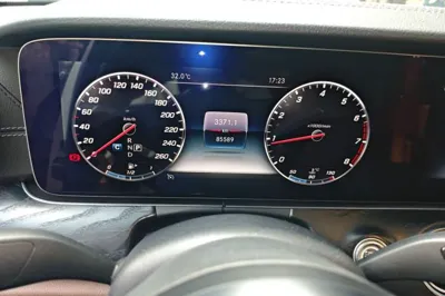 Mercedes-Benz E-Class 2019, 85500 км, за 23327 USD - фото 12