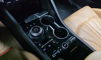 Kia K5 2020, 129034 км, за 12669.03 USD - фото 9