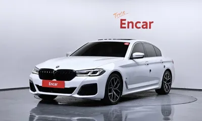 BMW 5-Series · 2023 год