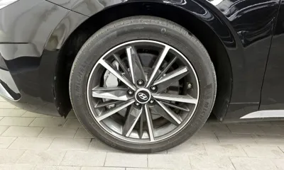 Hyundai Grandeur 2020, 65806 км, за 17841.1 USD