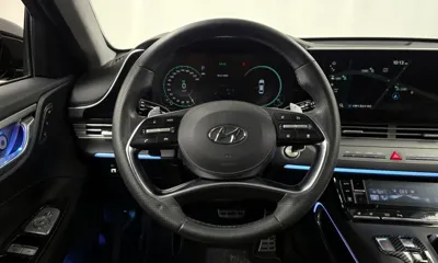 Hyundai Grandeur 2020, 65806 км, за 17841.1 USD - фото 13