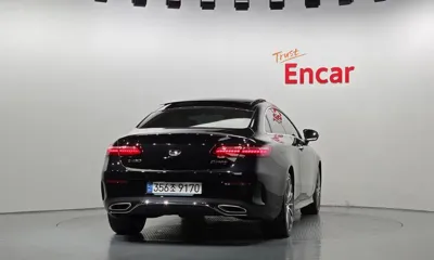 Mercedes-Benz E-Class 2021, 58574 км, за 26865.46 USD