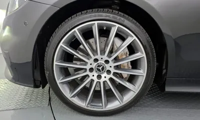 Mercedes-Benz E-Class 2021, 58574 км, за 26865.46 USD