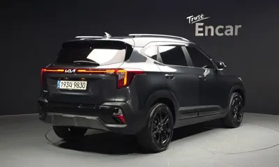 Kia Seltos 2023, 34906 км, за 16018.75 USD