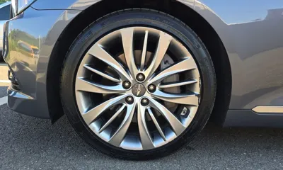 Hyundai Genesis 2016, 133270 км, за 6840.39 USD