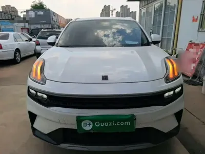 Lynk & Co 06 EM-P 2022, 40500 км, за 9474.13 USD