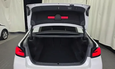 BMW 5-Series 2021, 79456 км, за 29749.07 USD - фото 20
