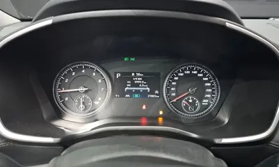Hyundai Santafe 2022, 27803 км, за 18368.02 USD - фото 8