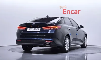 Kia K5 2017, 52471 км, за 6505.17 USD
