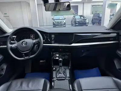 Volkswagen Passat 2019, 93900 км, за 12262.16 USD - фото 8