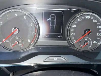 Volkswagen Passat 2019, 93900 км, за 12262.16 USD - фото 11