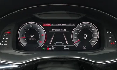 Audi Q7 2021, 111329 км, за 28751.48 USD - фото 8