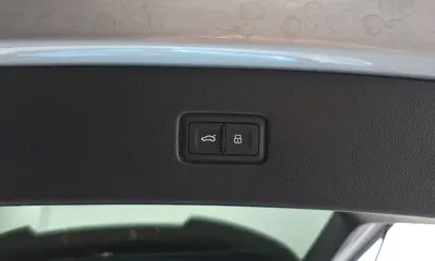 Audi Q7 2021, 111329 км, за 28751.48 USD - фото 20