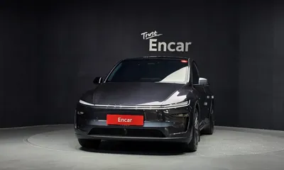 Tesla Model Y 2025, 13160 км, за 41628.69 USD